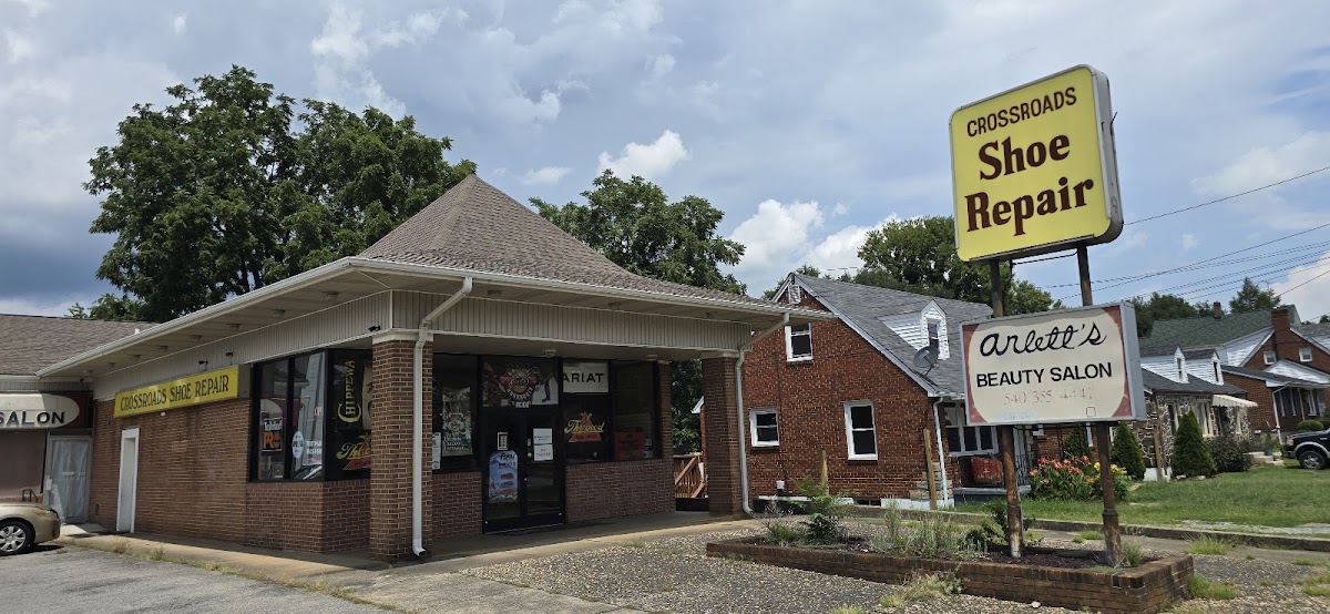 Crossroads Shoe Repair