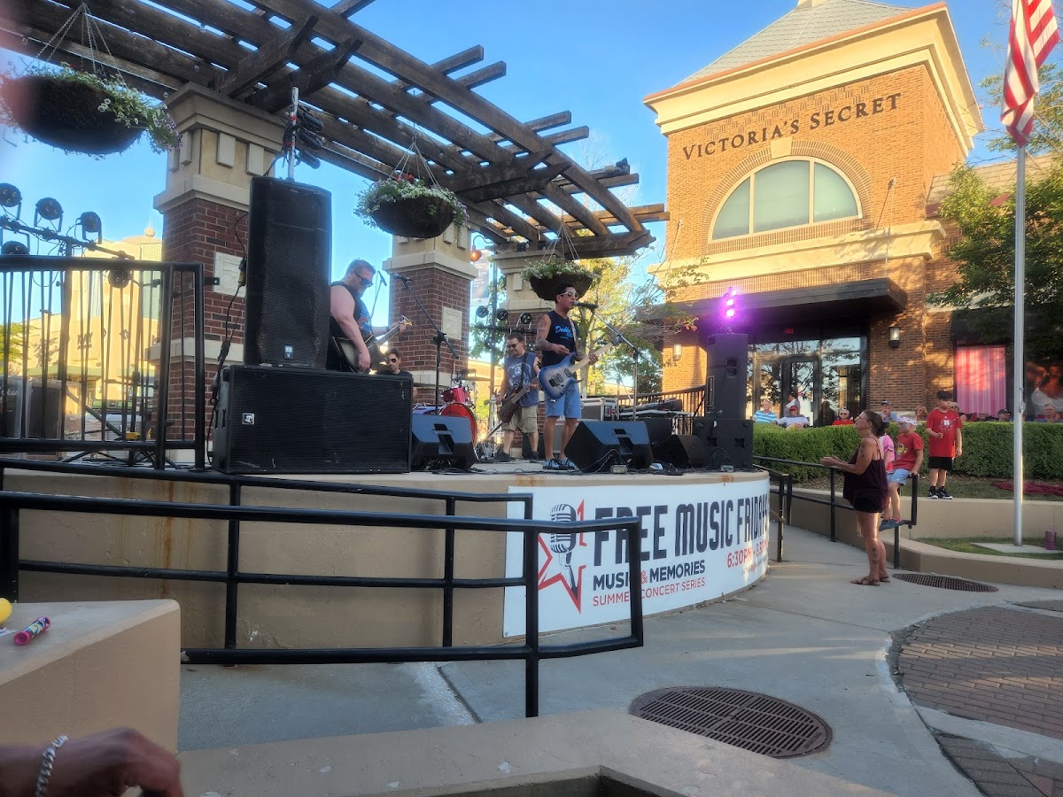 Shadow Lake Towne Center