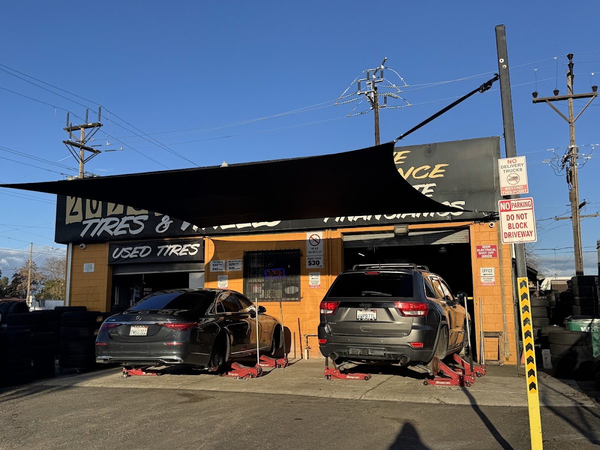 209 Customs Tires & Wheels