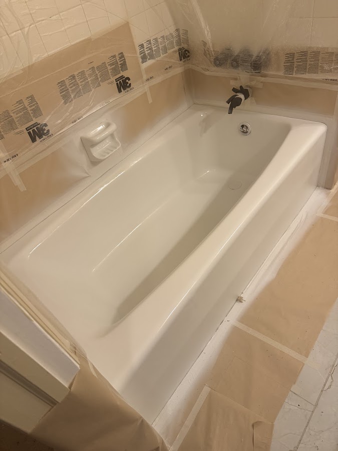 Amazing Refinishing - Amazing Refinishing Bathtub Repair in Cary, NC photo
