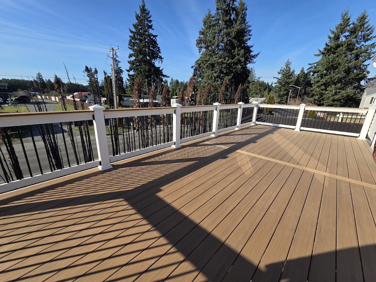 Harbor Deck and Fence