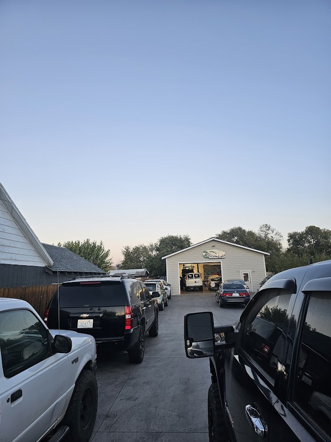 Guzman AutoElectric. General Mechanic