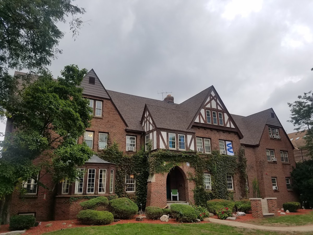 Advanced Roofing & Exteriors, LLC