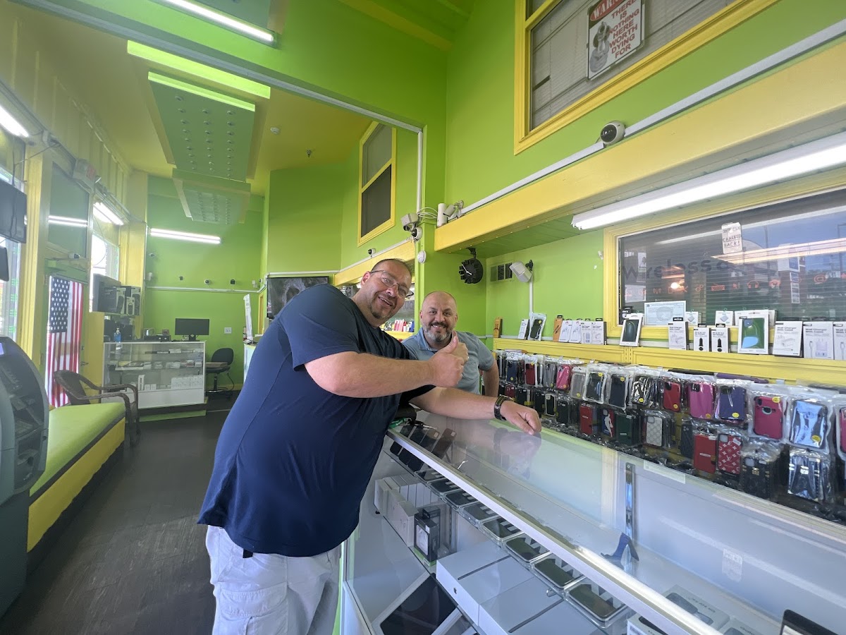 Broadway Wireless And Computer