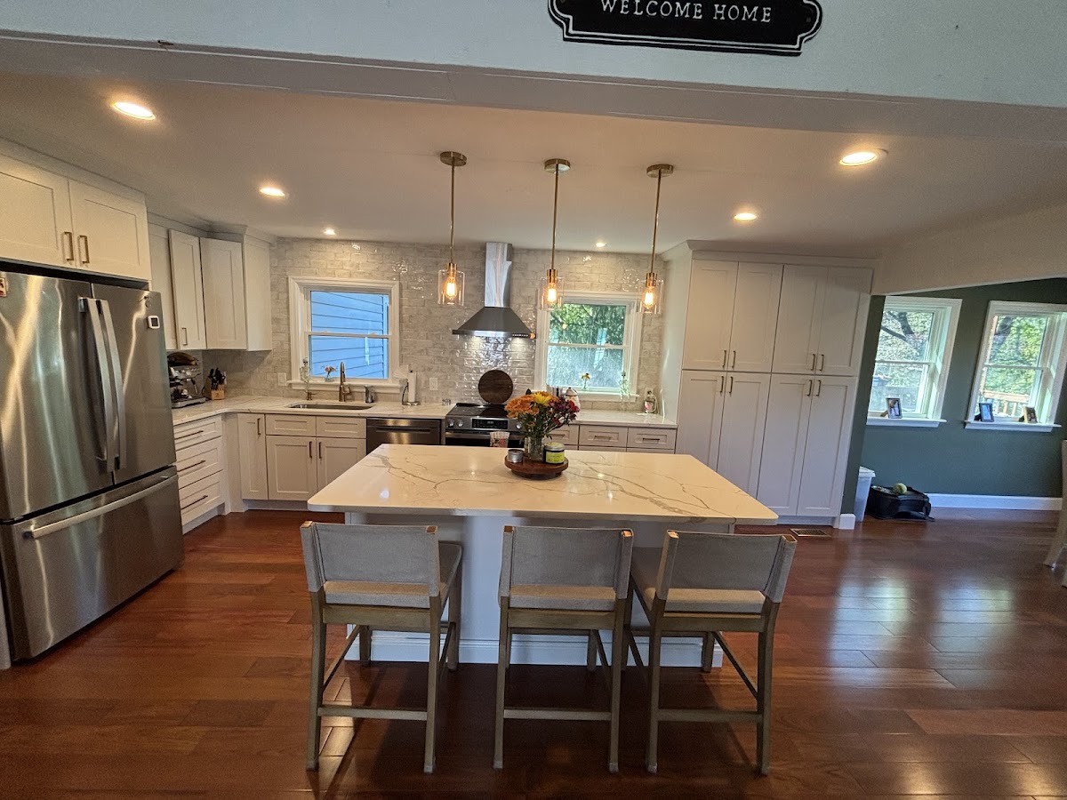 D & J Construction & Remodeling Llc