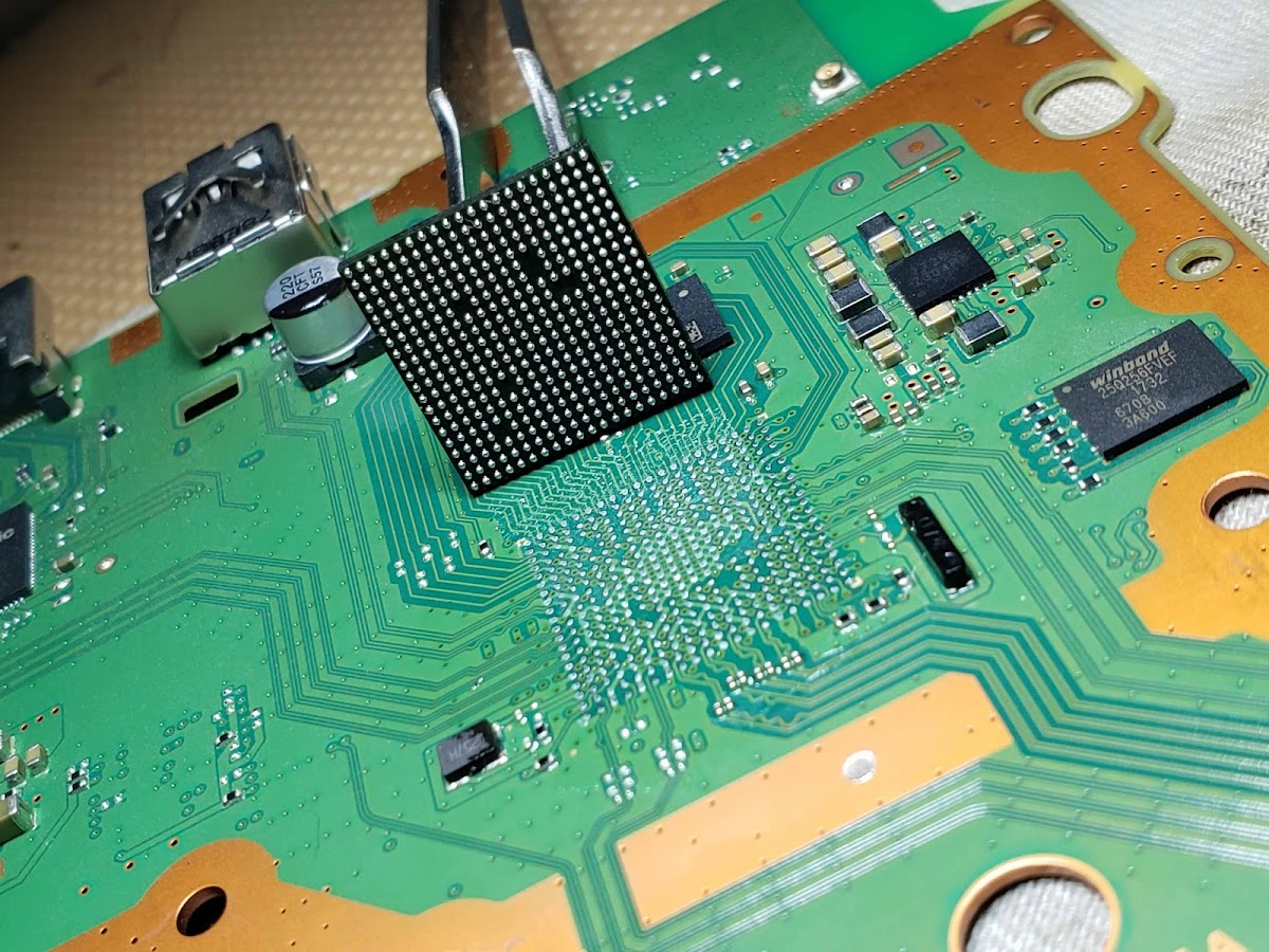 i Micro Board Repairs Charging Port Repair in Los Alamitos, CA photo