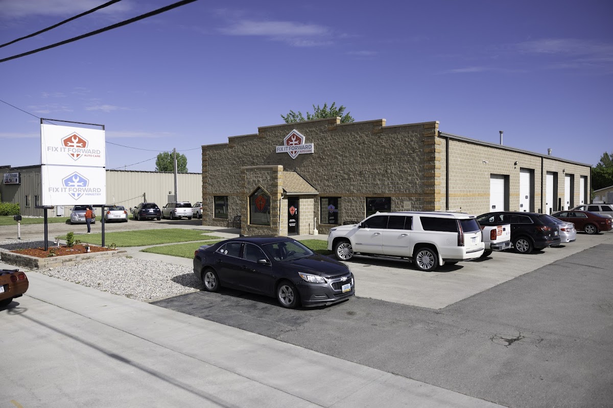 Fix It Forward Auto Care - Moorhead
