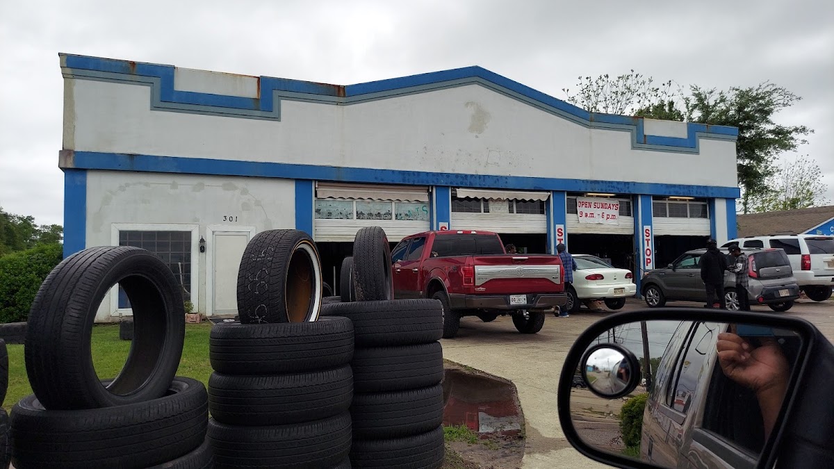 Amelias Tires - Amelias Tires Tire Repair in Gulfport, MS photo
