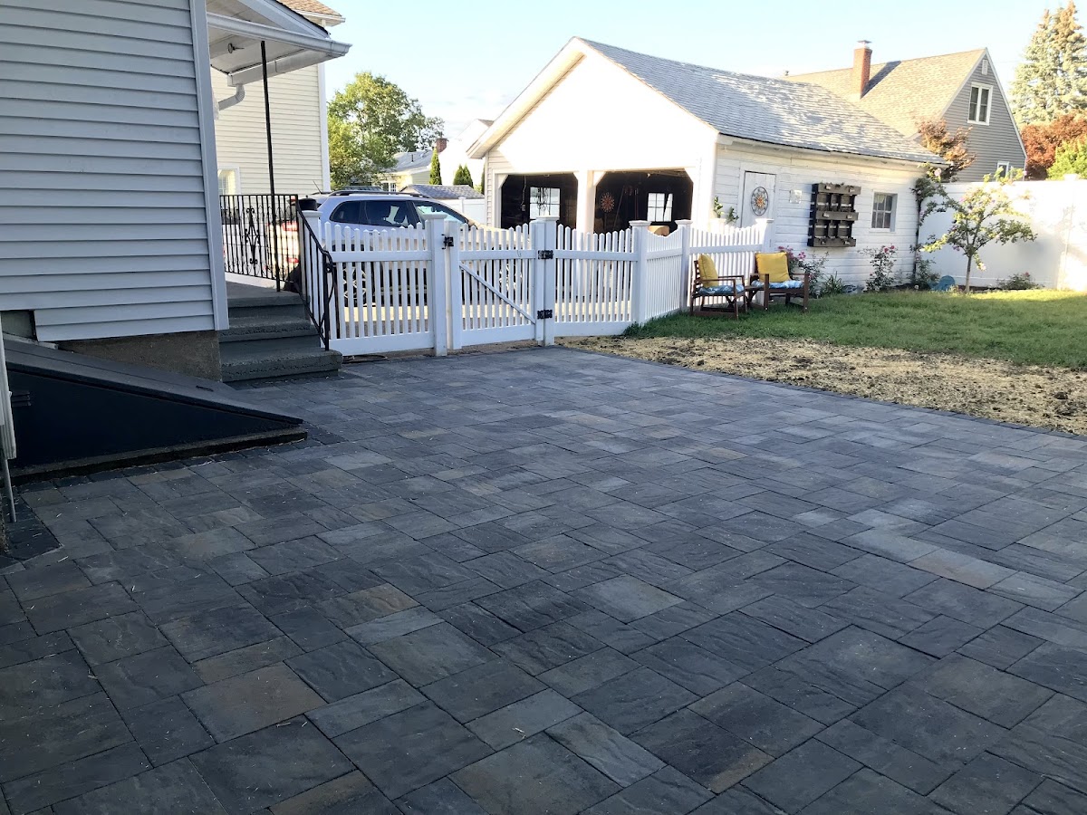 Lion's Creek Outdoor