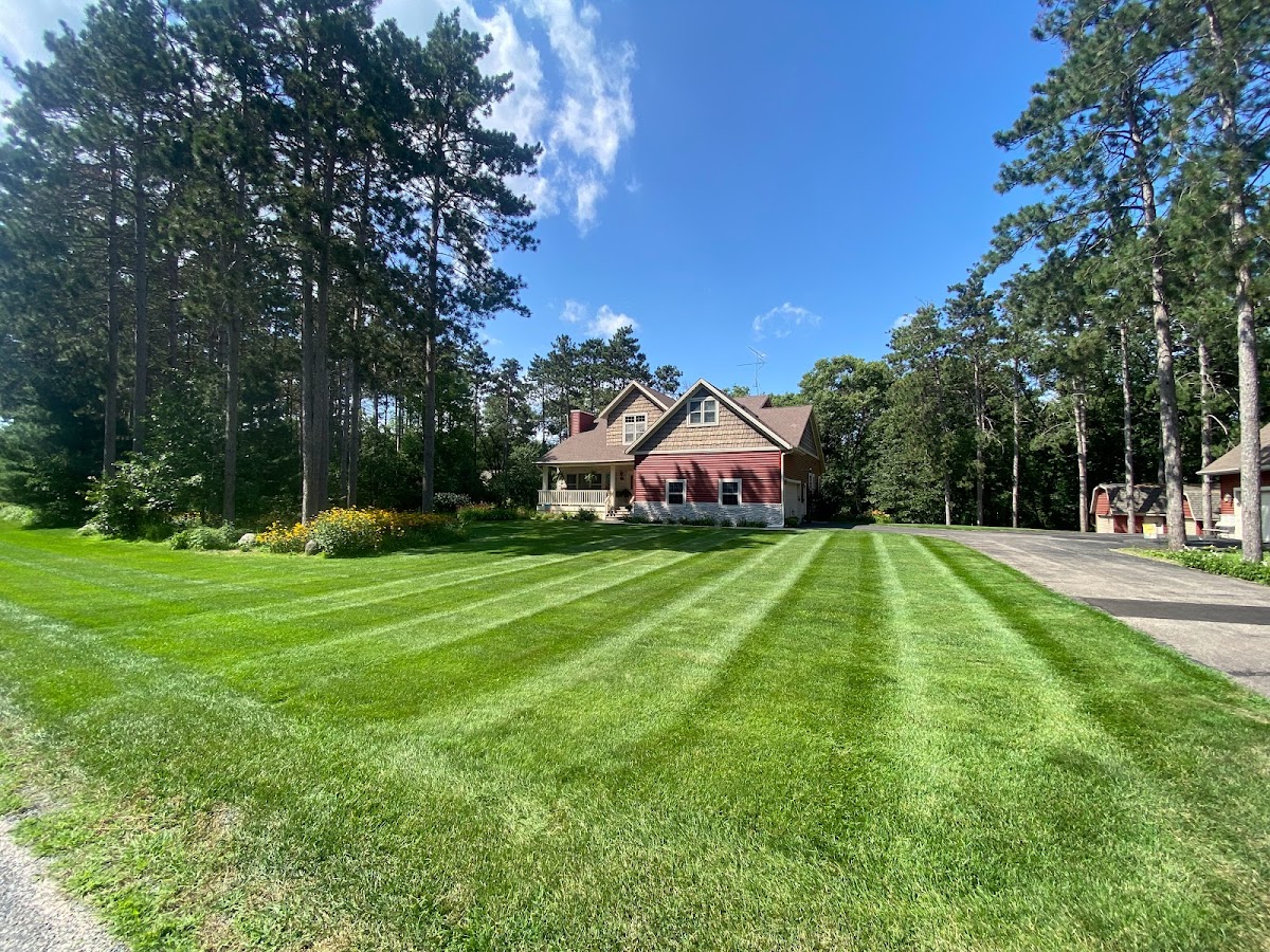 Total Lawn Solutions EC