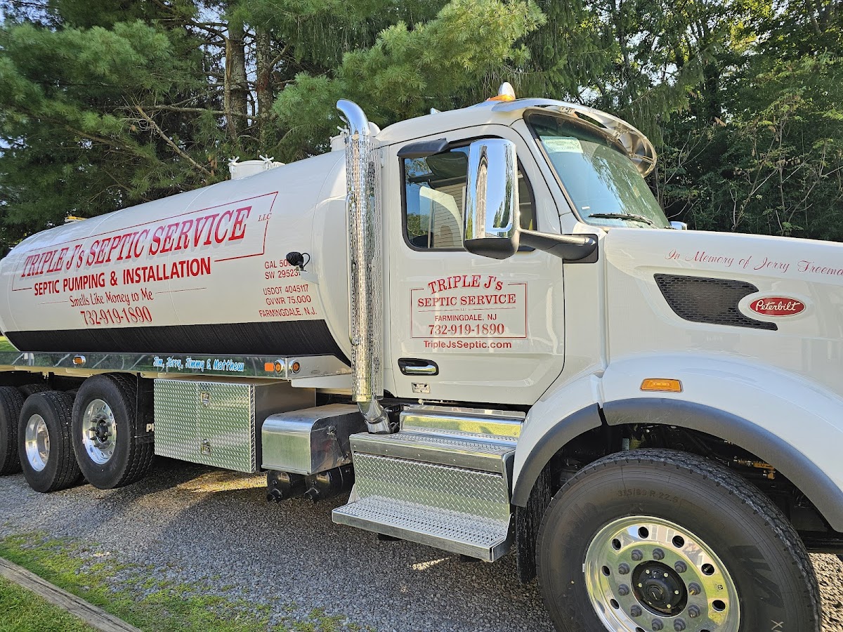 Triple J's Septic Services LLC - Triple J's Septic Services LLC Septic System Repair in Farmingdale, NJ photo