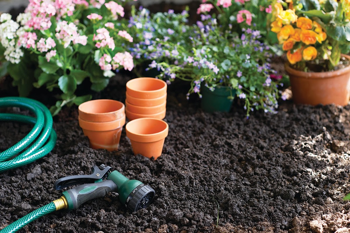 Hy-Vee Lawn & Garden