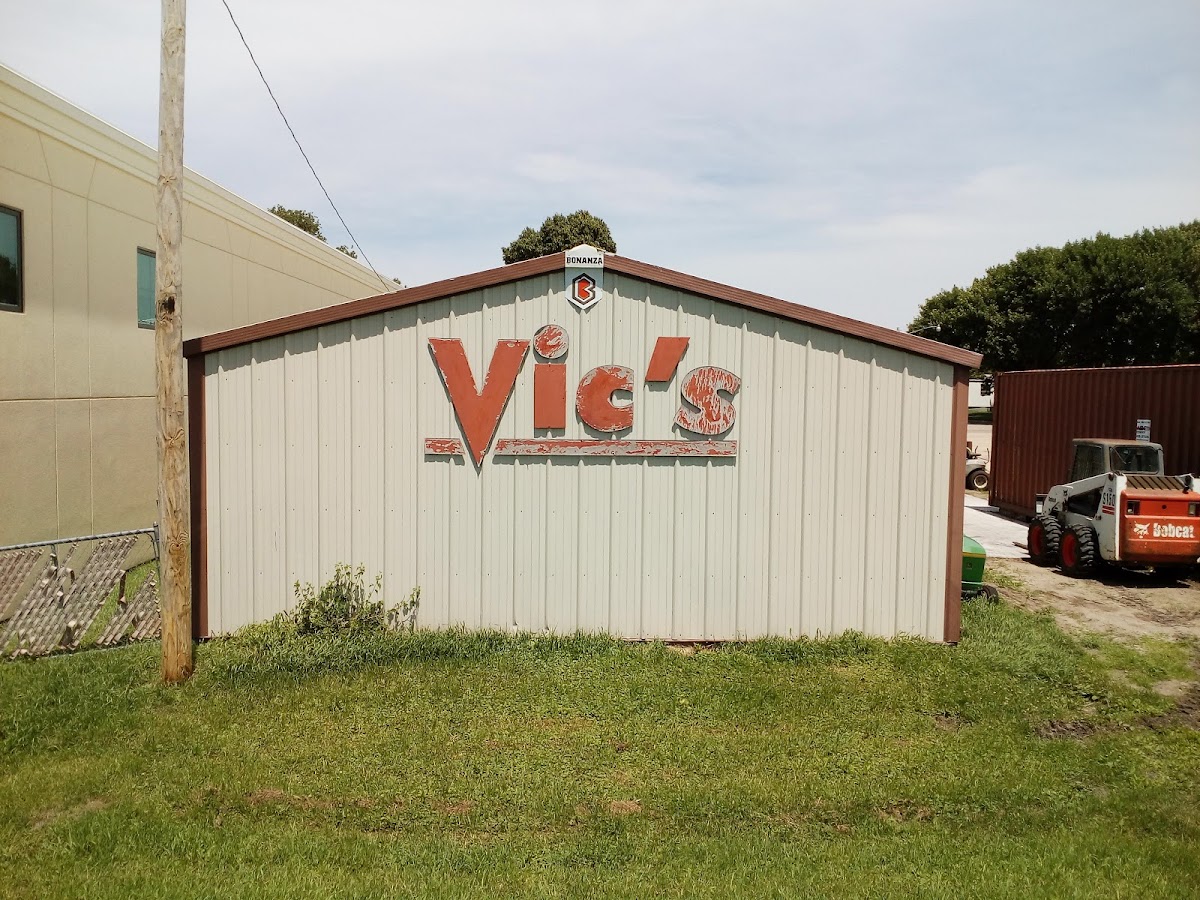 Vic's Engine Service