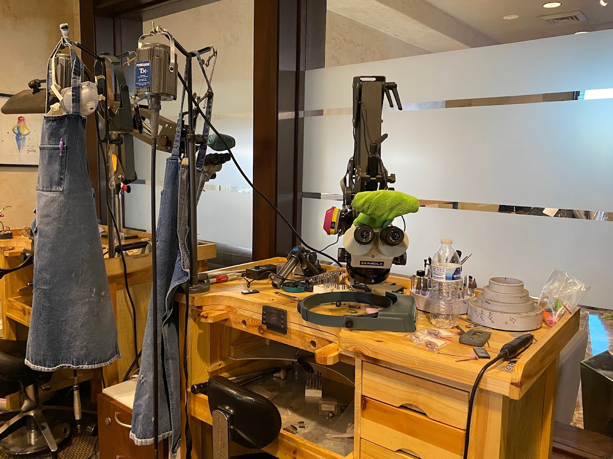 Seven Oaks Fine Jewelers - Seven Oaks Fine Jewelers Jewelry Repair in 555 S Bluff St Suite 303 3Rd Floor, UT photo