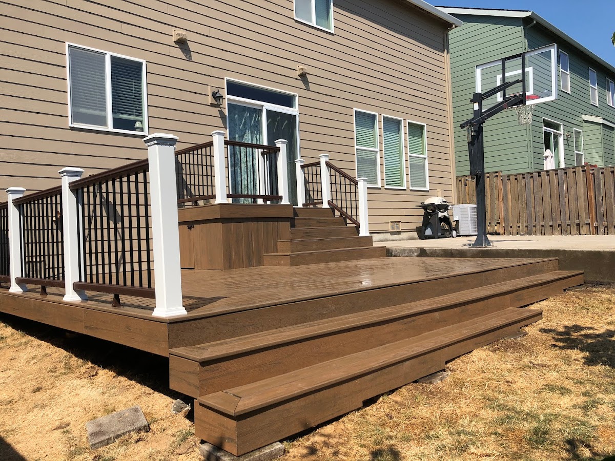 HandyCrew & Contracting LLC