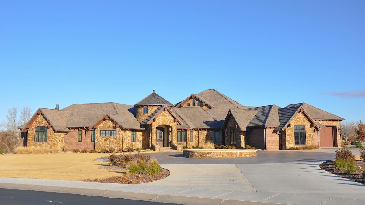 Roofmasters Roofing and Sheet Metal