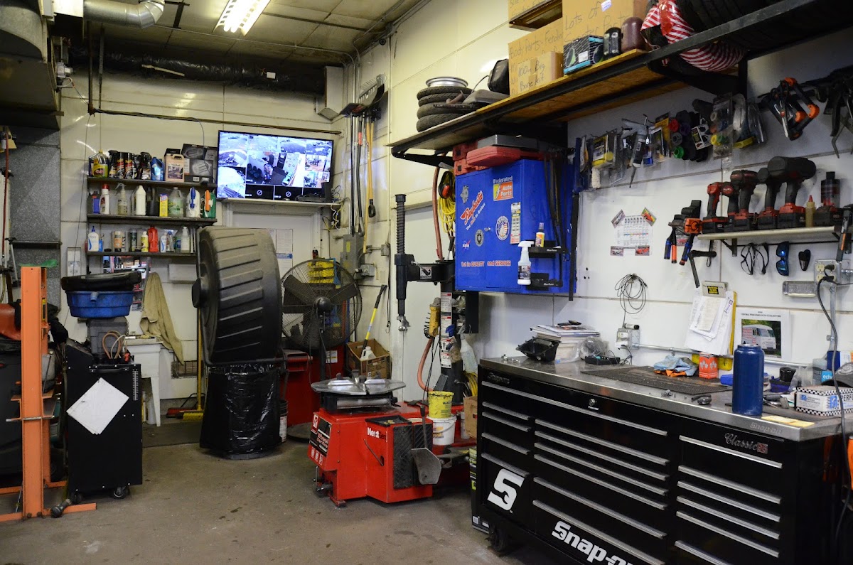 Kenny's Auto Repair & Service, LLC