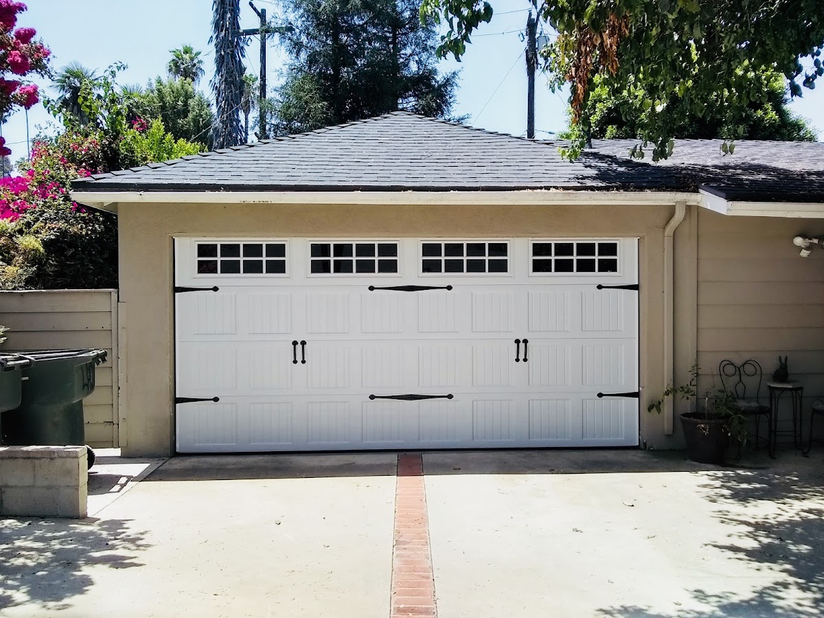 Automated Garage Door Systems Riverside