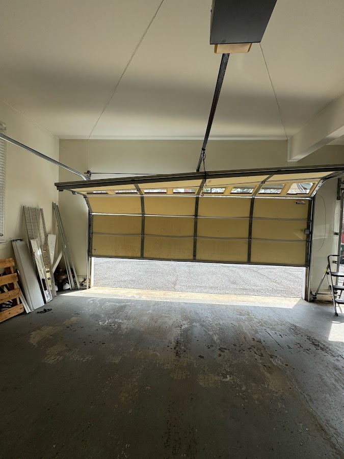 Adams Garage Doors LLC