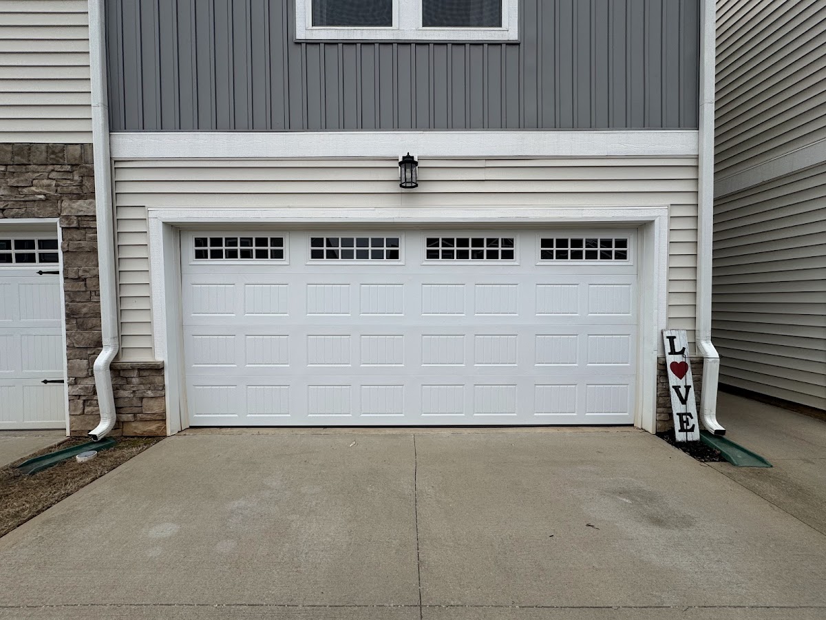Garage Door Medics LLC
