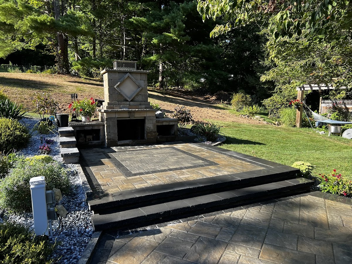 Hardscapes Landscaping LLC