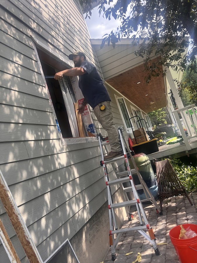 Flathead mobile screens LLC