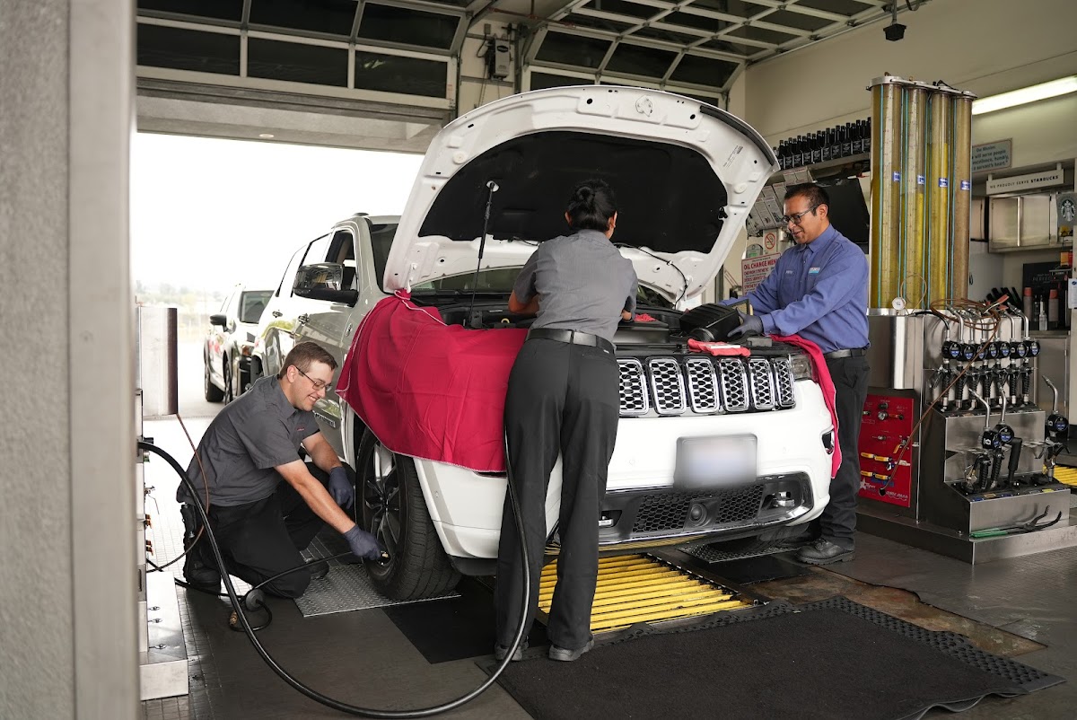 Oilstop Drive-Thru Oil Change + Car Wash