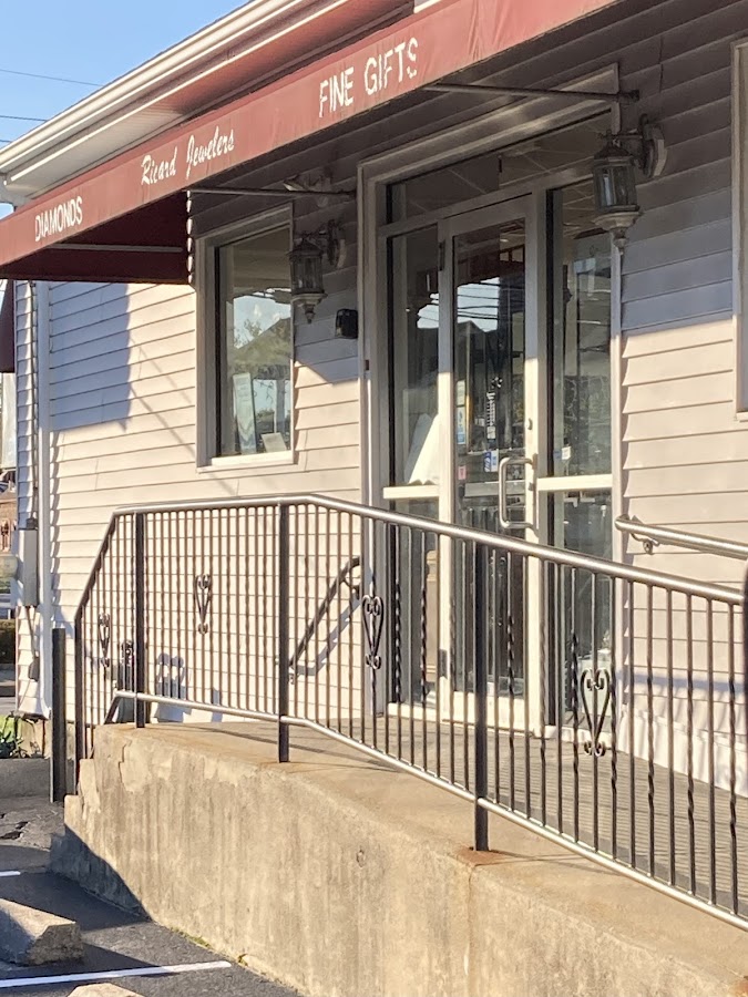 Ricard Jewelers - Ricard Jewelers Jewelry Repair in Pawtucket, RI photo