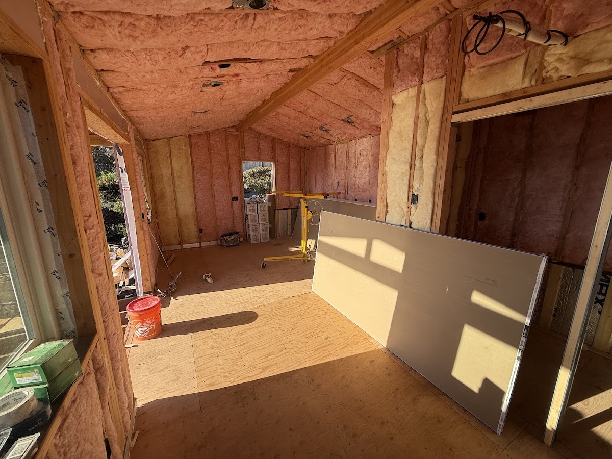 Bigfoot Drywall - Bigfoot Drywall Roof Repair in Rochester, WA photo