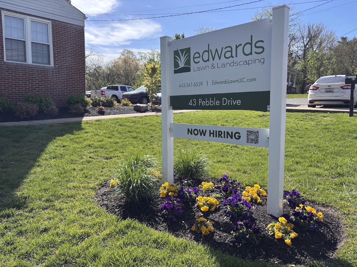 Edward's Lawn & Landscaping